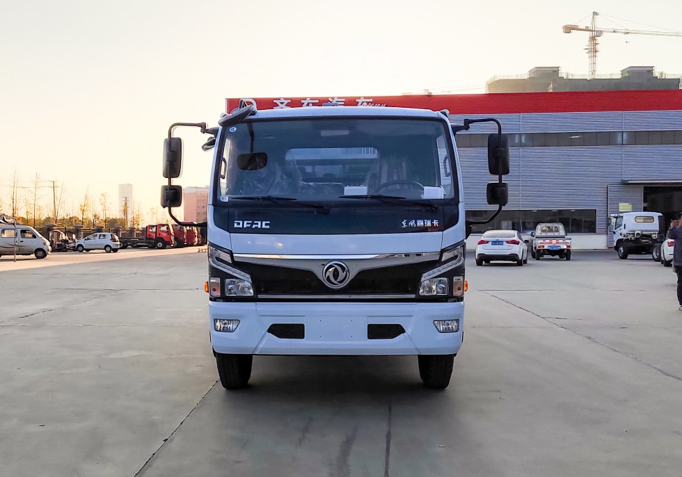 東風混電9方壓縮垃圾車 東風混電9方壓縮垃圾車