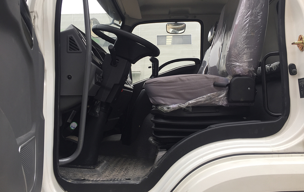 東風(fēng)天錦12-16立方壓縮垃圾車